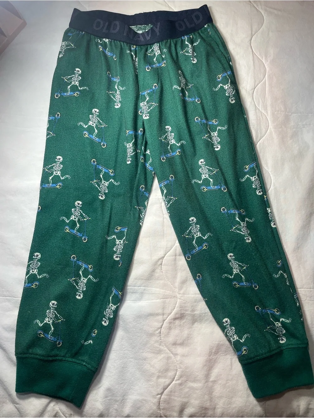 Old Navy Green Skeleton Scooter Pajama Set with Navy Waistband